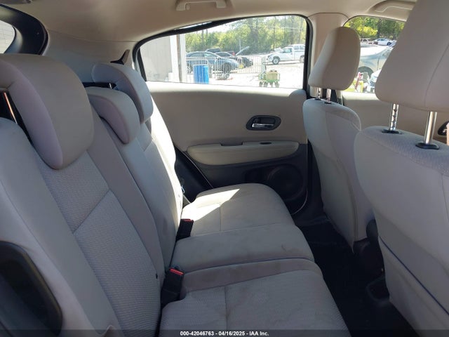 3CZRU5H3XJM717361 Honda HR-V LX