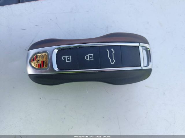 WP1AA2AY5PDA03348 Porsche Cayenne Platinum Edition