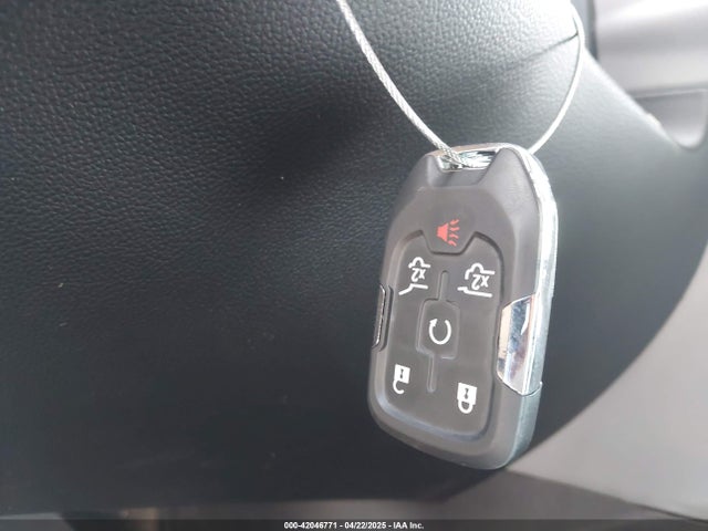 1GNSKBKCXFR627838 Chevrolet Tahoe Lt