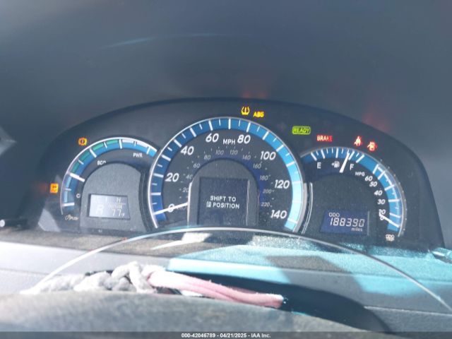 4T1BD1FK8EU104226 Toyota Camry Hybrid Xle