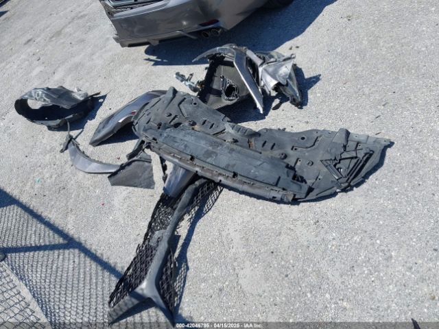 4T1B11HK3JU569724 Toyota CAMRY SE