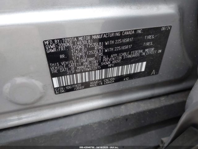 2T3F1RFV7RW472915 Toyota RAV4 LE