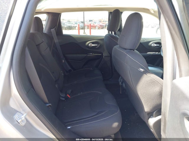 1C4PJMCS1GW310987 Jeep 2016