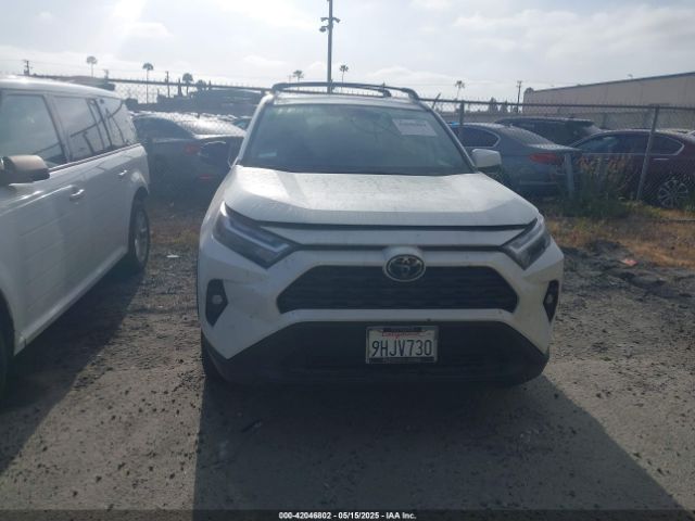 2T3C1RFV5PW281350 Toyota Rav4 Xle Premium