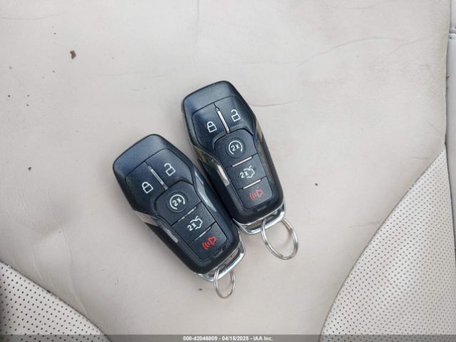 2LMTJ8KP4GBL90323 Lincoln Mkx Select