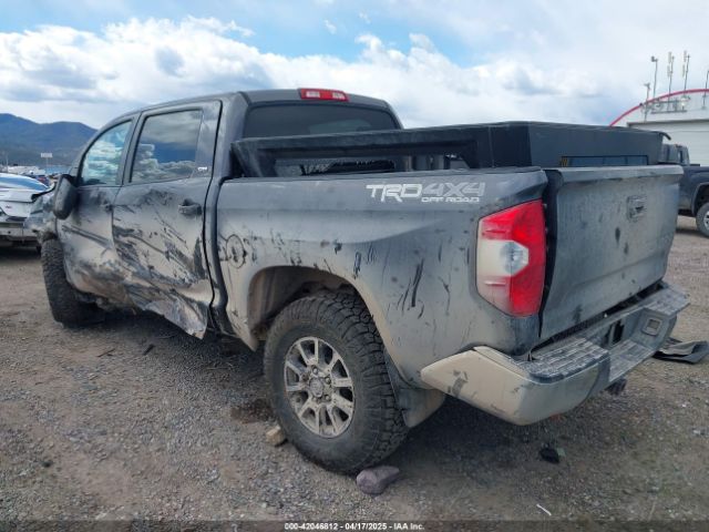 5TFDY5F11FX487474 Toyota Tundra Sr5 5.7l V8