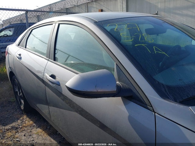 KMHLM4AG9PU436994 Hyundai ELANTRA SEL