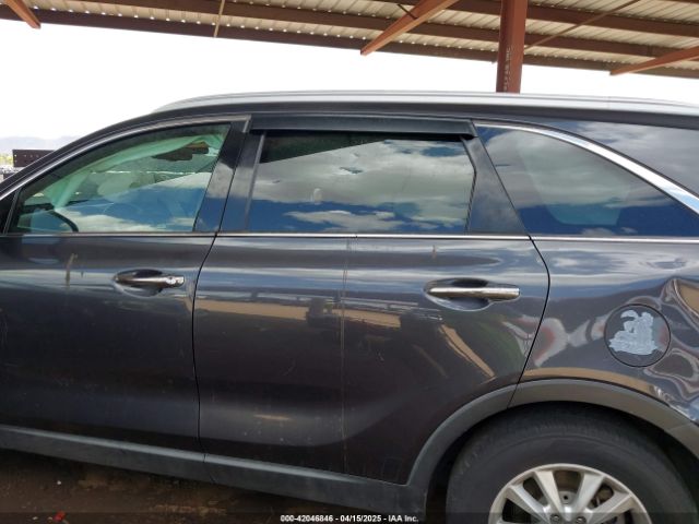 5XYPGDA32KG439966 KIA Sorento 2.4l Lx