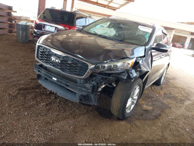 5XYPGDA32KG439966 KIA Sorento 2.4l Lx