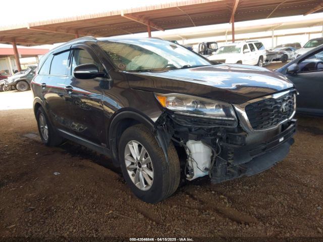 5XYPGDA32KG439966 KIA Sorento 2.4l Lx