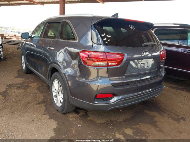 5XYPGDA32KG439966 KIA Sorento 2.4l Lx