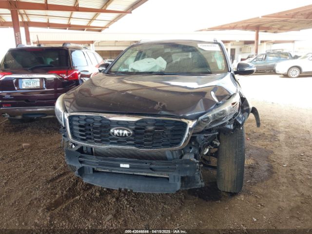 5XYPGDA32KG439966 KIA Sorento 2.4l Lx