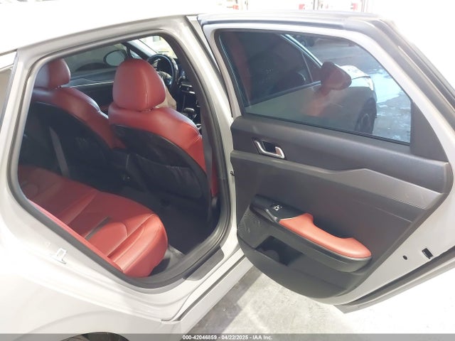 5XXG64J2XMG019468 KIA K5 Gt-line