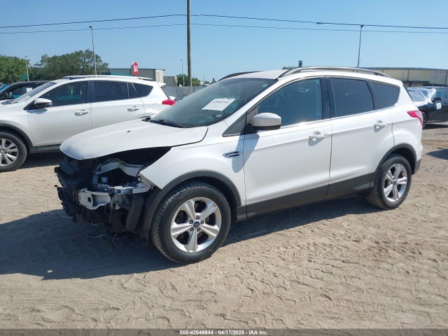 1FMCU0G94EUA35464 Ford ESCAPE SE