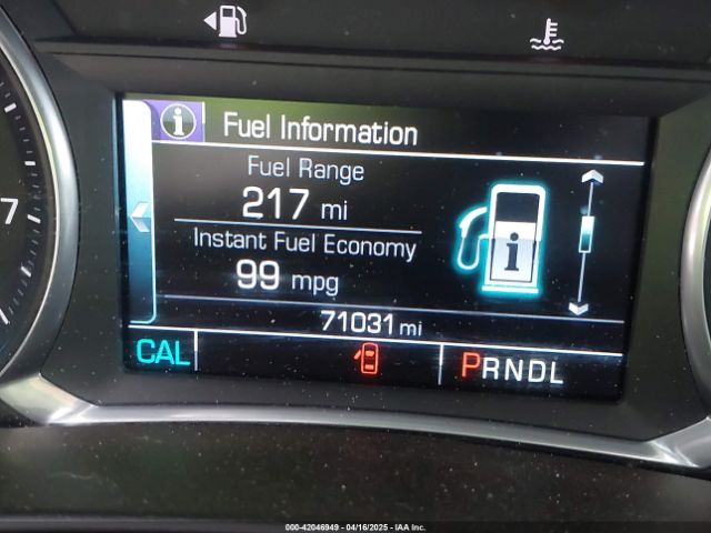 2GNAXMEV3J6218249 Chevrolet Equinox Premier