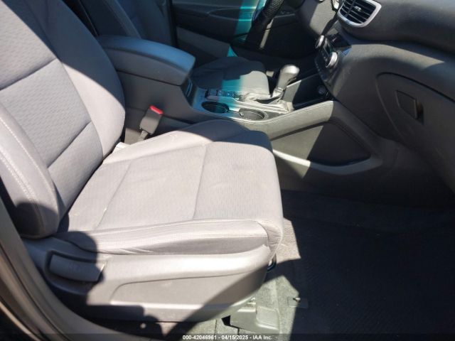 KM8J33A41KU019176 Hyundai Tucson Value
