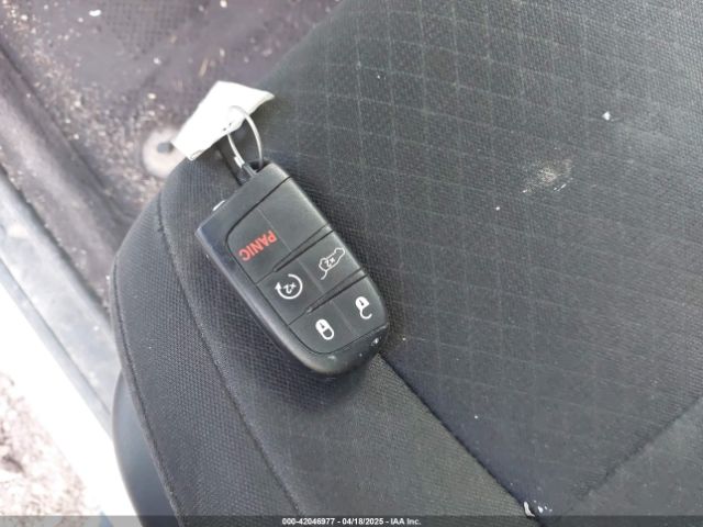 1C4RJFAG6JC406061 Jeep Grand Cherokee Laredo E 4x4