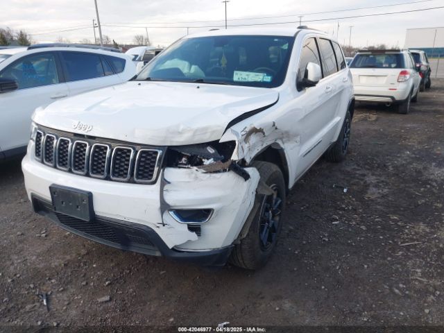 1C4RJFAG6JC406061 Jeep Grand Cherokee Laredo E 4x4