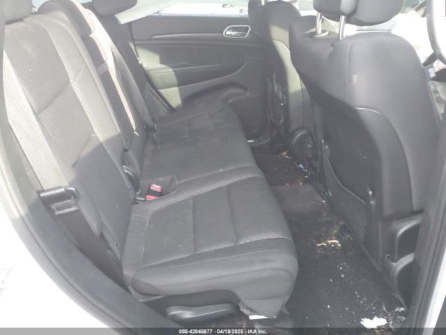 1C4RJFAG6JC406061 Jeep Grand Cherokee Laredo E 4x4