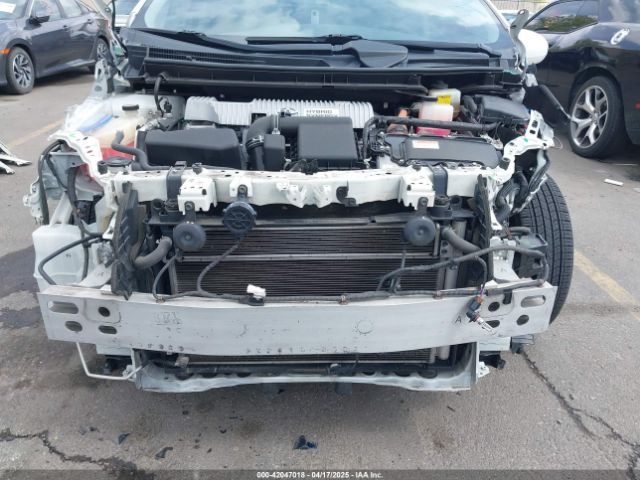 JTDKN3DU7F1986624 Toyota Prius Two