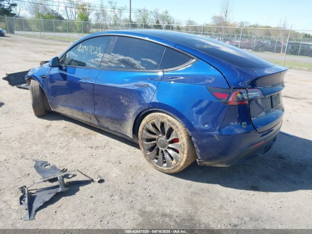 2021 TESLA MODEL Y 5YJYGDEF4MF230487 Photo 2