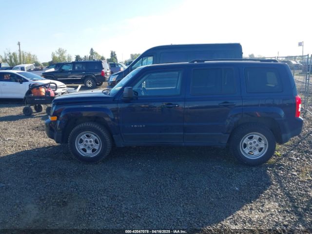 1C4NJRBB4GD661880 Jeep Patriot Sport