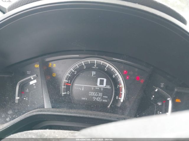 2HKRW5H39JH426386 Honda CR-V LX
