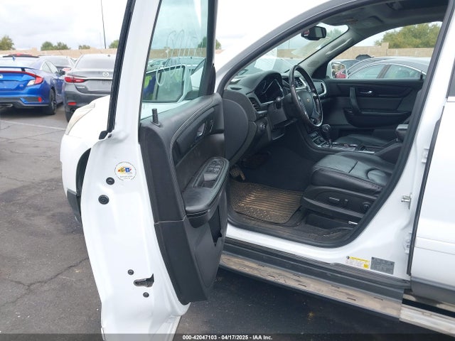1GNKRHKD5HJ169229 Chevrolet Traverse 2lt
