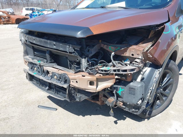 1FMCU9G91HUB83435 Ford ESCAPE SE