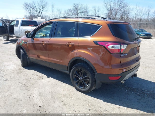 1FMCU9G91HUB83435 Ford ESCAPE SE