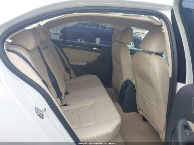3VWL17AJ9GM206237 Volkswagen Jetta 1.8t Sel