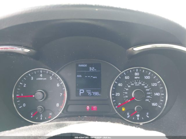 KNAFX4A60E5182208 KIA FORTE LX