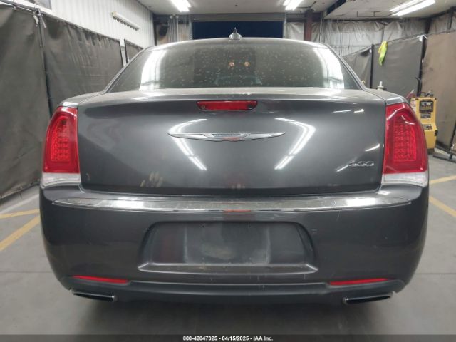 2C3CCAAG8GH235536 Chrysler 300 Limited