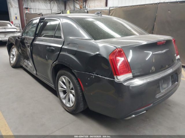 2C3CCAAG8GH235536 Chrysler 300 Limited