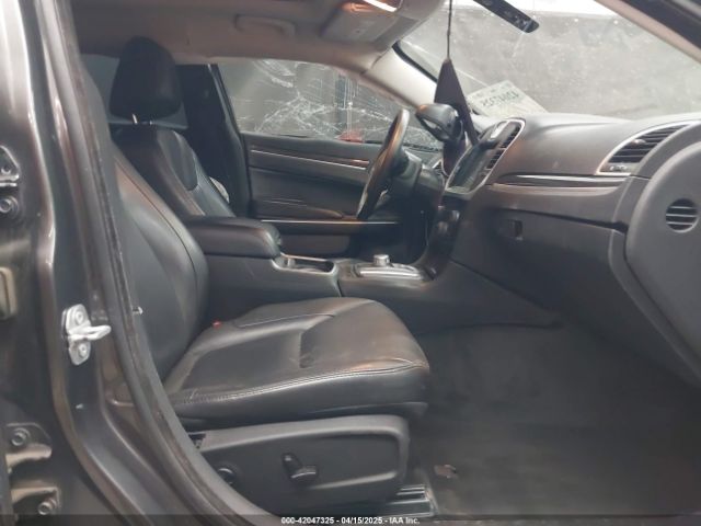 2C3CCAAG8GH235536 Chrysler 300 Limited