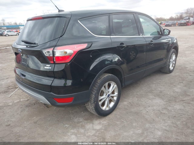 1FMCU9GD3HUE17644 Ford ESCAPE SE