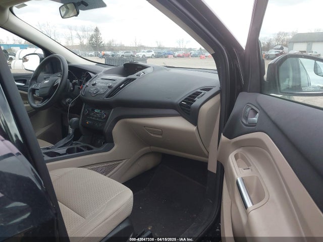 1FMCU9GD3HUE17644 Ford ESCAPE SE