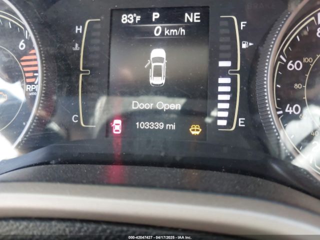 1C4PJLCB8HW667384 Jeep Cherokee Latitude Fwd