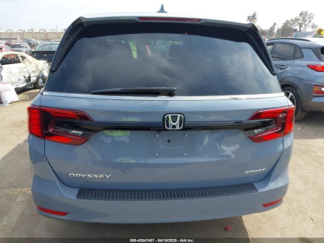 5FNRL6H72PB031975 Honda Odyssey Sport