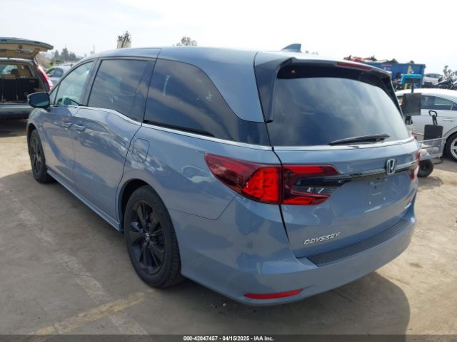 5FNRL6H72PB031975 Honda Odyssey Sport