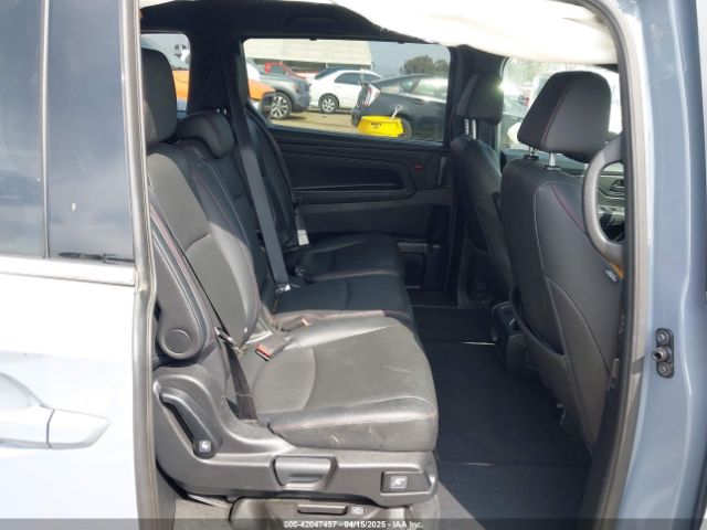 5FNRL6H72PB031975 Honda Odyssey Sport