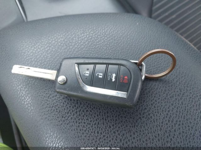 4T1G11AK6MU601117 Toyota CAMRY SE