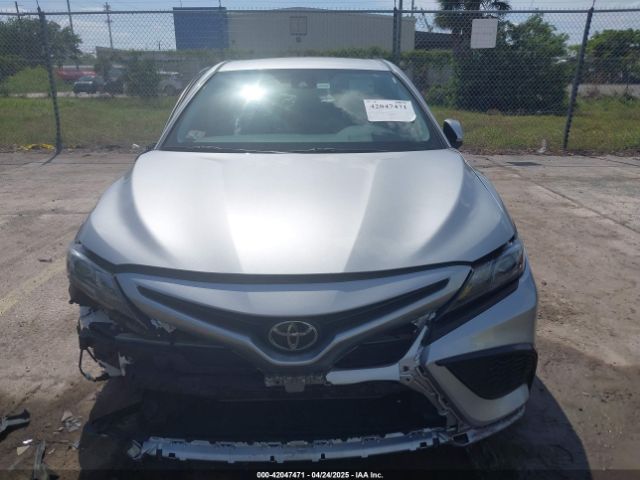4T1G11AK6MU601117 Toyota CAMRY SE