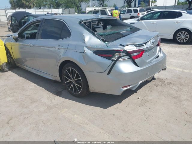 4T1G11AK6MU601117 Toyota CAMRY SE