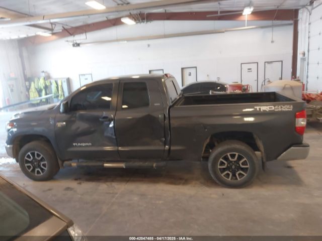 5TFUW5F11GX517807 Toyota Tundra Sr5 5.7l V8