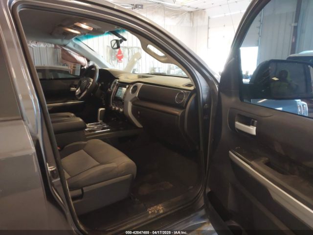 5TFUW5F11GX517807 Toyota Tundra Sr5 5.7l V8