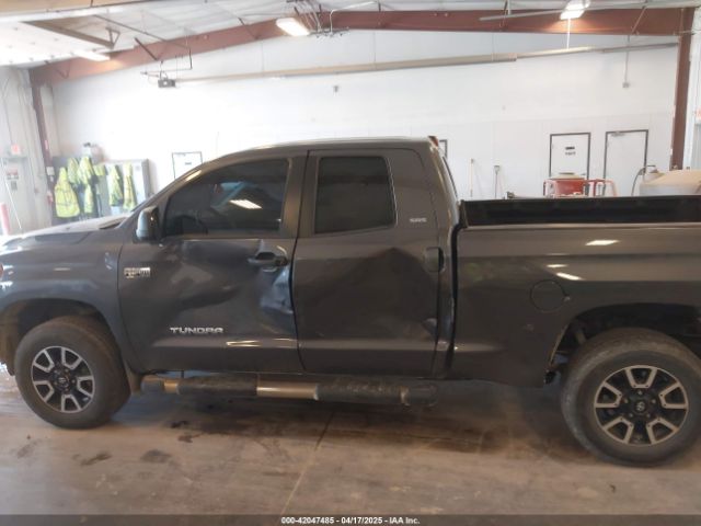 5TFUW5F11GX517807 Toyota Tundra Sr5 5.7l V8