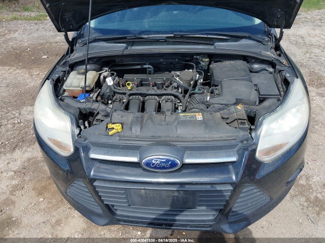 1FADP3F27EL189068 Ford FOCUS SE