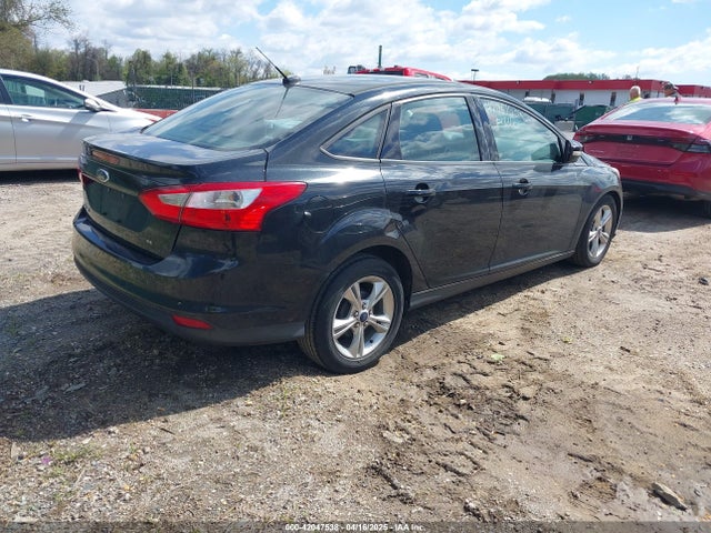 1FADP3F27EL189068 Ford FOCUS SE