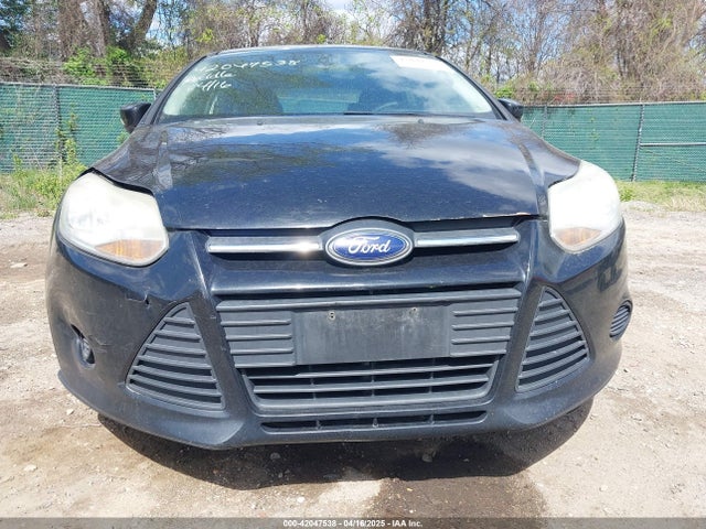 1FADP3F27EL189068 Ford FOCUS SE